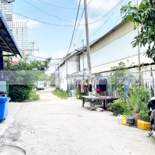 ផ្ទះសម្រាប់លក់ តម្លៃពិសេស | House FOR SALE  ទីតាំងល្អ ក្បែរព្រលានយន្តហោះចាស់ (Near Old Airport)