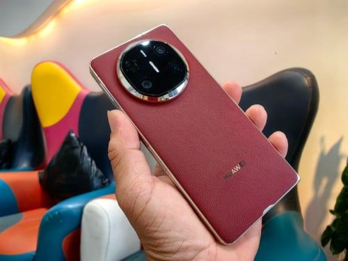 #HUAWEI  Mate X6   🍁 96% 🍁 🍁  Global . Sim 2 🍁 🍁 12GB ram + 512GB rom  .🍁 🍁  455$  🍁