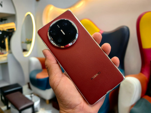 #HUAWEI  Mate X6   🍁 96% 🍁 🍁  Global . Sim 2 🍁 🍁 12GB ram + 512GB rom  .🍁 🍁  455$  🍁