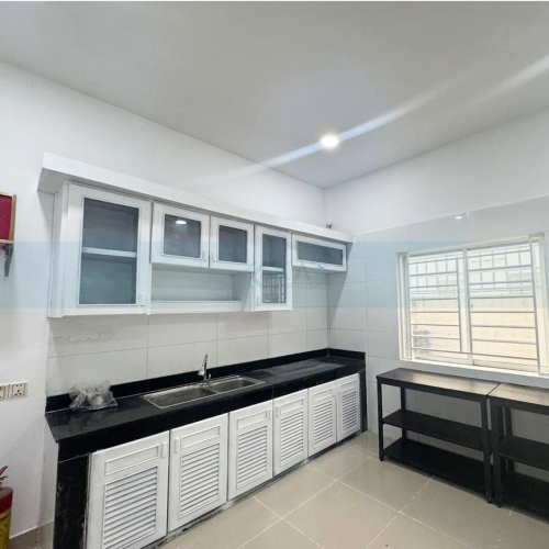 ផ្ទះល្វែងសម្រាប់ជួល l Flat For Rent