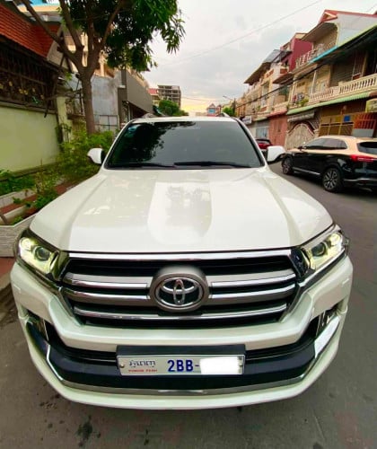 ឡានLand Cruiserឆាំ្ន2019
