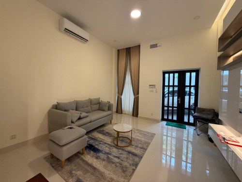 វិឡាកូនកាត់សម្រាប់ជួល | Link house LV For Rent