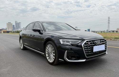 រថយន្ត Model AUDI A8L 2019