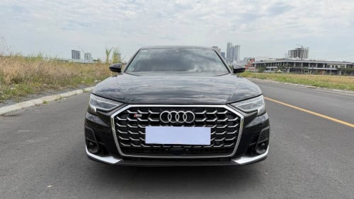រថយន្ត Model AUDI A8L 2019
