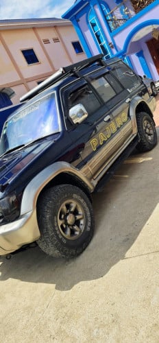 ឡានលក់ប្រញាប់លុយ pajero 1993 ម៉ាស៊ីនម៉ាស៊ូត អូតូកាពីតាស ធានាឡានស្អាតនៅថ្មី