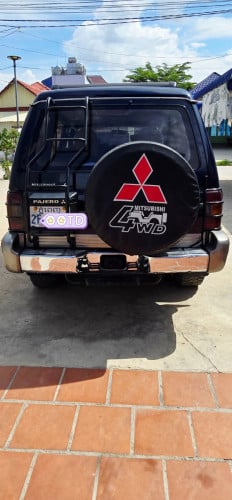 ឡានលក់ប្រញាប់លុយ pajero 1993 ម៉ាស៊ីនម៉ាស៊ូត អូតូកាពីតាស ធានាឡានស្អាតនៅថ្មី