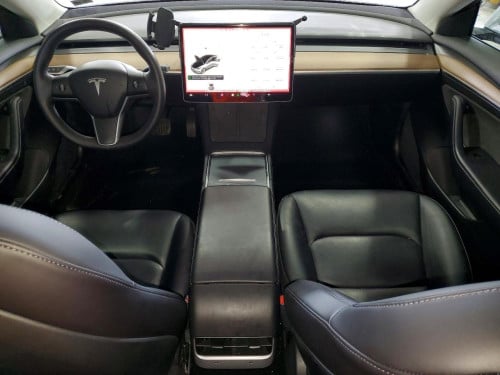 ឡានសាង Tesla Model 3 2022 motors 2 Full Option