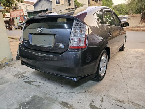 ឡានលក់ម៉ាក់toyota
