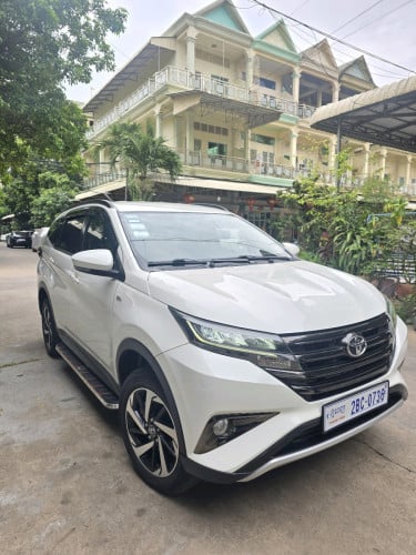 មហារថ្មី Toyota Rush 020 ផ្លាកលេខខ្ពស់កប់សារី7កៅអី