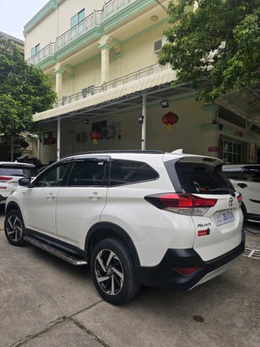 មហារថ្មី Toyota Rush 020 ផ្លាកលេខខ្ពស់កប់សារី7កៅអី