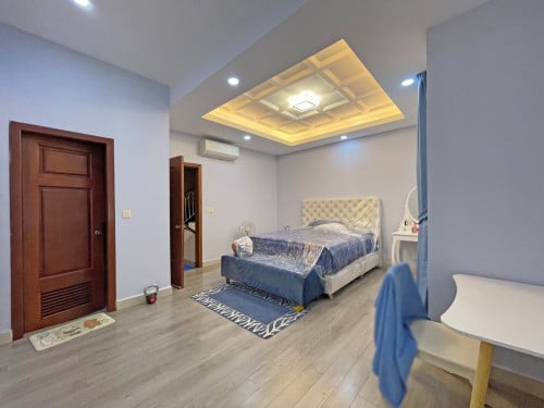 🏘 វីឡាកូនកាត់ (LA) ក្នុងបុរី ភ្នំពេញថ្មីក្រោយអ័រគីដេ 2004 ត្រូវការលក់បន្ទាន់ខ្លាំង (