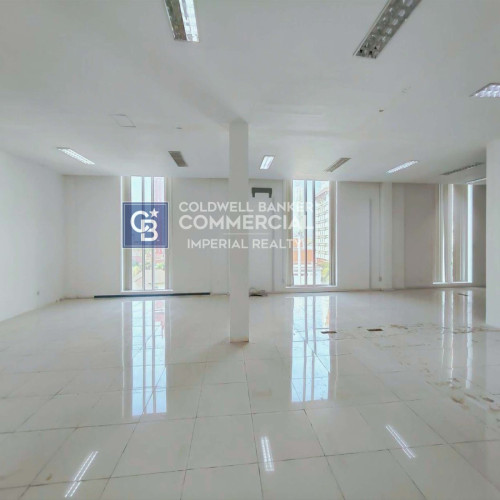 🏢 Office Space for rent at Tounle Bassac  (OF-010)