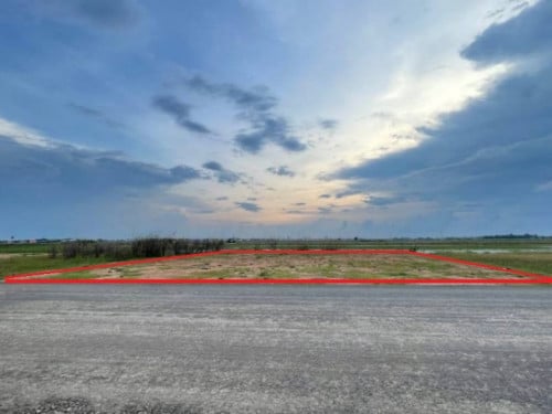 🏦Land Available for Urgent Sale at a Special Price (Negotiable).