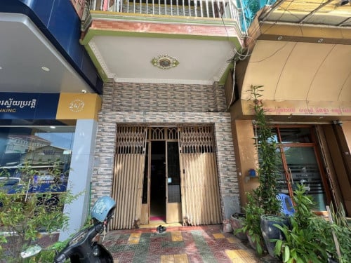 🏦Shop House Available for Urgent Sale at a Special Price (Negotiable).