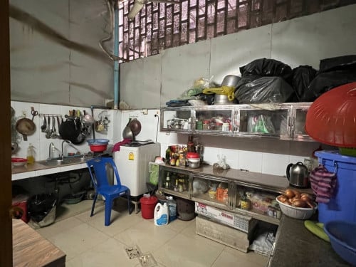 🏦Shop House Available for Urgent Sale at a Special Price (Negotiable).
