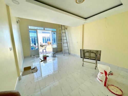 🔥 បញ្ចុះតម្លៃពិសេស! ផ្ទះល្វែង លក់បន្ទាន់