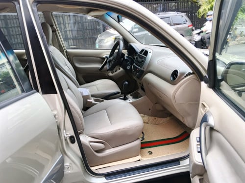 🔥 Toyota RAV4 2003 តម្លៃត្រឹម 9500$ ចរចាបាន
