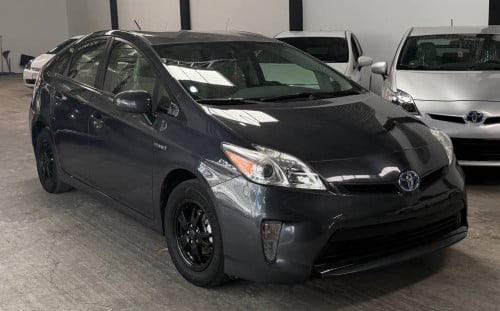🔥Prius014Option3 កាន់💰5500$💸ដកឡានភ្លាមបង់រំលស់ជាមួយឃ្លាំងផ្ទាល់