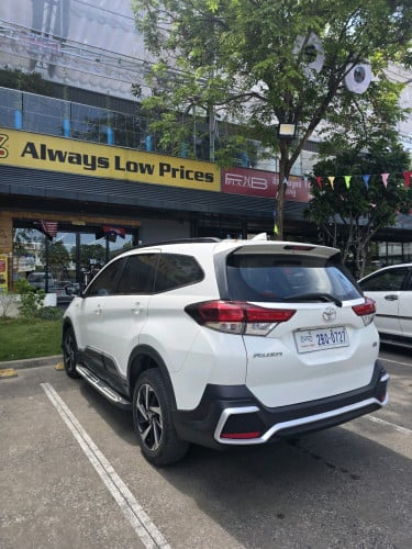​🚘 មហាថ្មី! Toyota Rush 2022 TA Full Option ✨