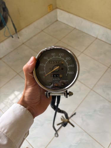 កង់ទ័រ  Zin