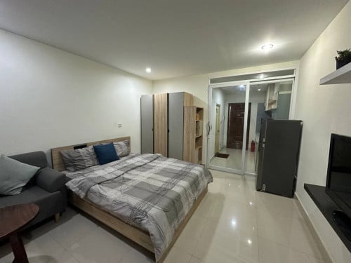 1 bed slide door toul kork for rent