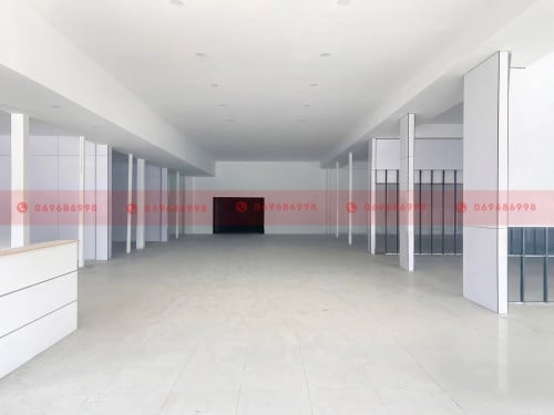 1500 Sqm Retail Space Or Showroom For Lease On A Major Road, Sen Sok
