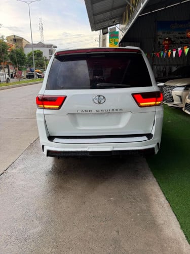 2008 ឡេីង​ 2026​ មាន 10000$ ទៅ​ 15000$ រំលោះបាន