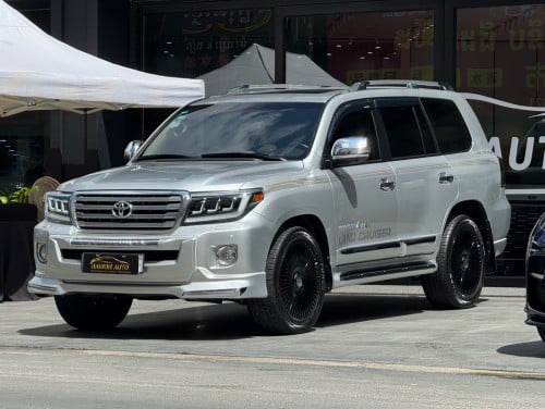 2013 Land Cruiser GX-R (2013年陸地巡洋艦GX-R)