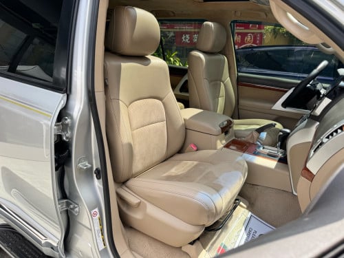 2013 Land Cruiser GX-R (2013年陸地巡洋艦GX-R)