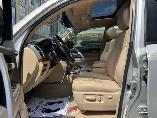 2013 Land Cruiser GX-R (2013年陸地巡洋艦GX-R)