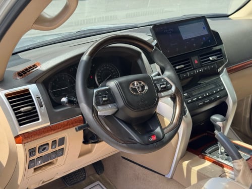 2013 Land Cruiser GX-R (2013年陸地巡洋艦GX-R)