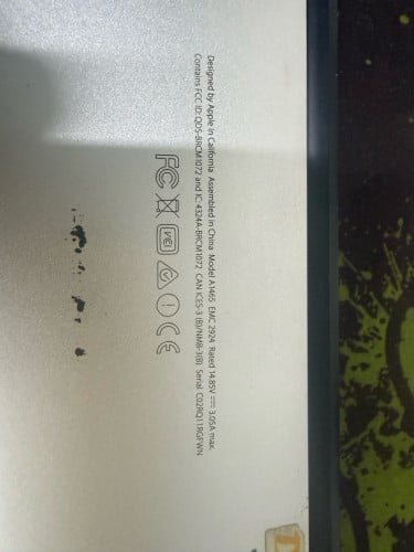 2015 Apple MacBook Air 11" i51.60GHz/4GB/128GB SSD - (Silver) A1465