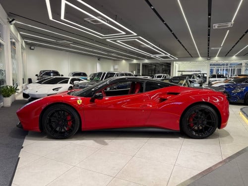 2017 Ferrari 488GTB  (法拉利 488GTB)