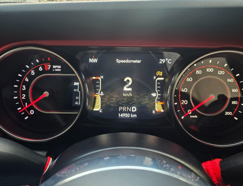 2020 JEEP Wrangler Rubicon ស៊ីន​ Full Option ម៉ាស៊ីនធំ V6  គីឡូរតិចណាស់ តែ15000km មហាថ្មី ម្ចាស់ដើម