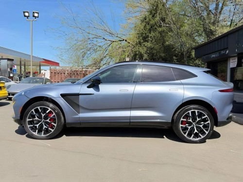 2021 Aston Martin DBX 4.0 V8