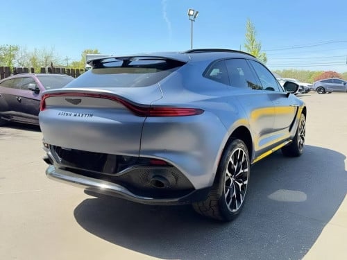 2021 Aston Martin DBX 4.0 V8