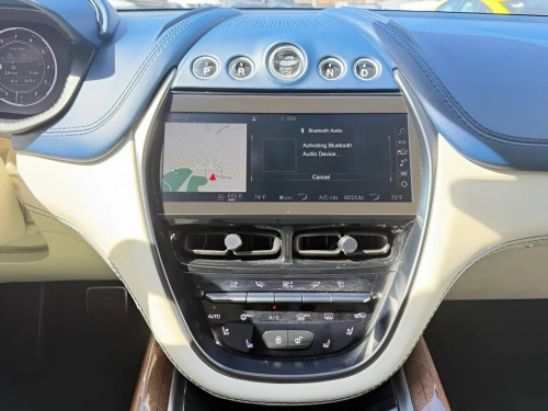 2021 Aston Martin DBX 4.0 V8