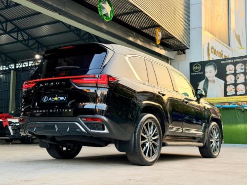 2022 Lx 600 F sport