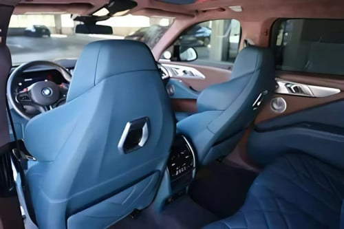 2023 BMW XM Plug In Hybrid