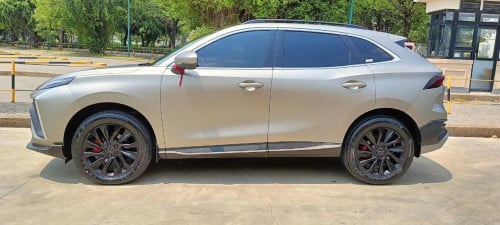 2024 luxury very new