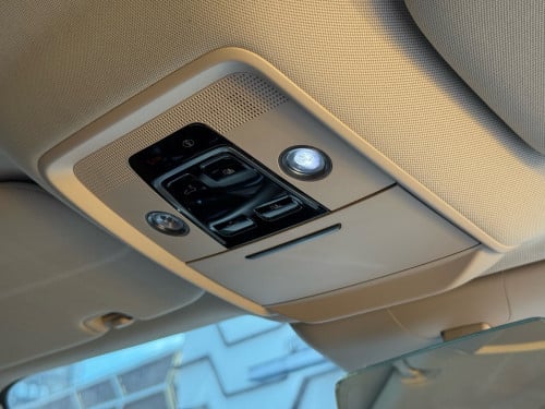 2025 Denza D9 VIP