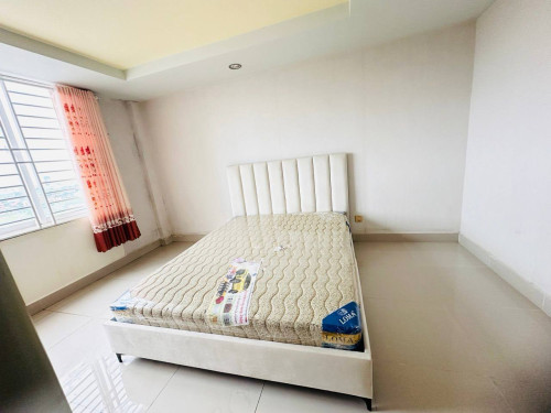 999 condo available for sale 2bedroom 2bathroom