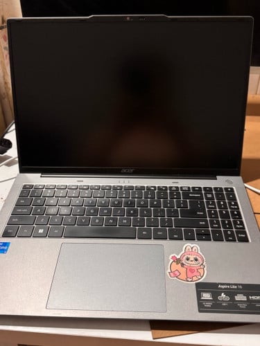 Acer Laptop i5-12gen 8g 512g 16inch