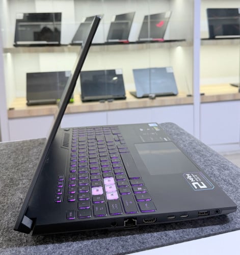 ASUS TUF FX507 (99%)/i5-12th/16GB/M.2 512GB/RTX3050(4G)/15.6”(144hz)/RGB