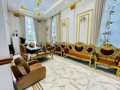 big Villa with pool for rent