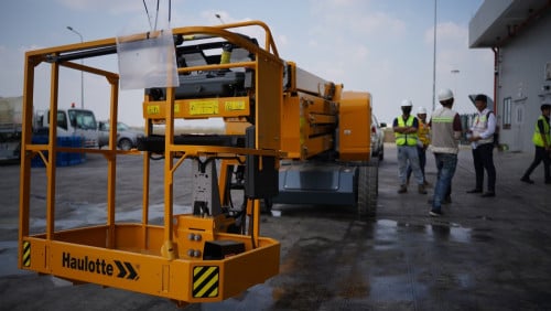Boom Lift សម្រាប់ជួល