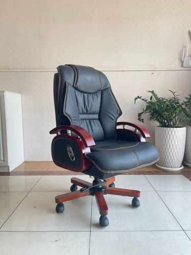 Boss chair available in stock
