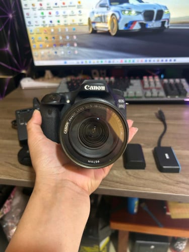 Canon EOS 80D + len 18mm-135mm+32G storage