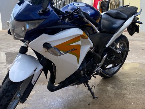 CBR 250R Year 2014 ABS មាន ID ត្រឹមត្រូវ