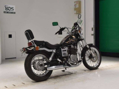 CD 125, Rebel